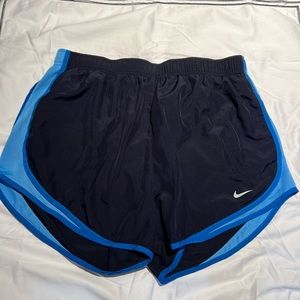 Women’s Nike Tempo Shorts